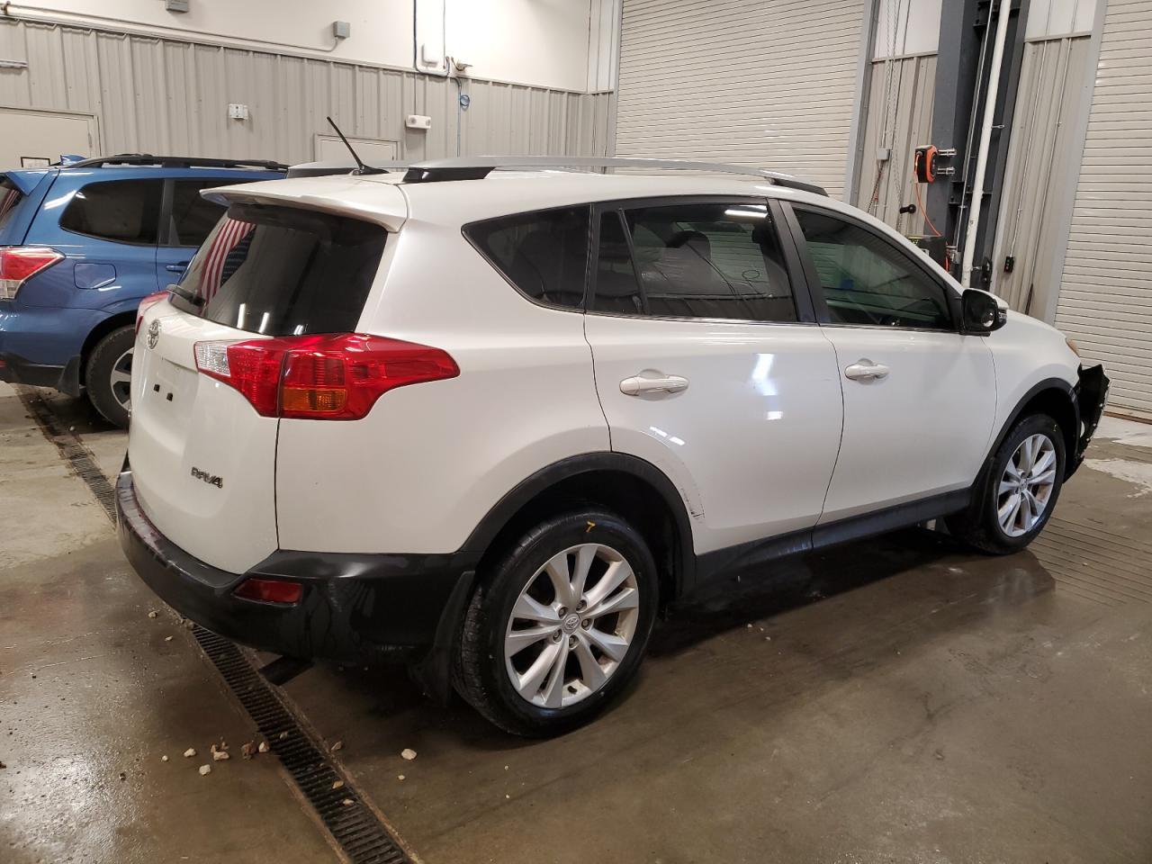 2015 Toyota Rav4 Limited - Image 3