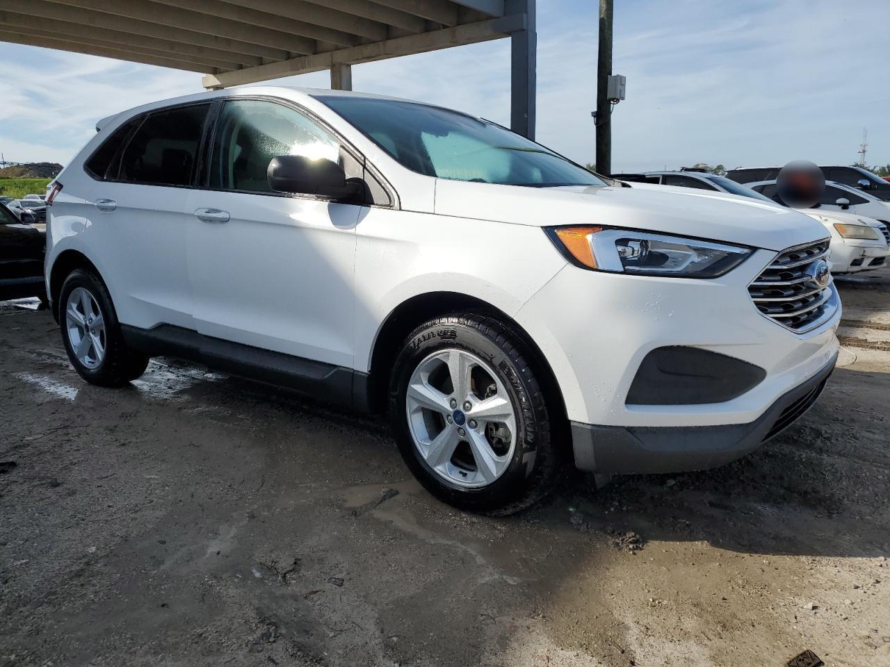 2020 Ford Edge Se - Image 4