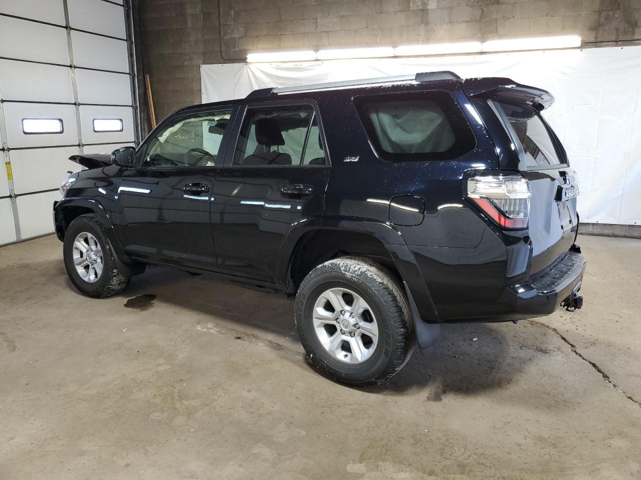 2023 Toyota 4Runner Se - Фото 2