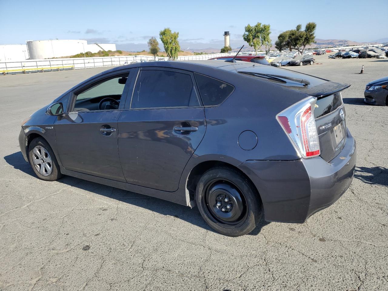 2014 Toyota Prius - Фото 2