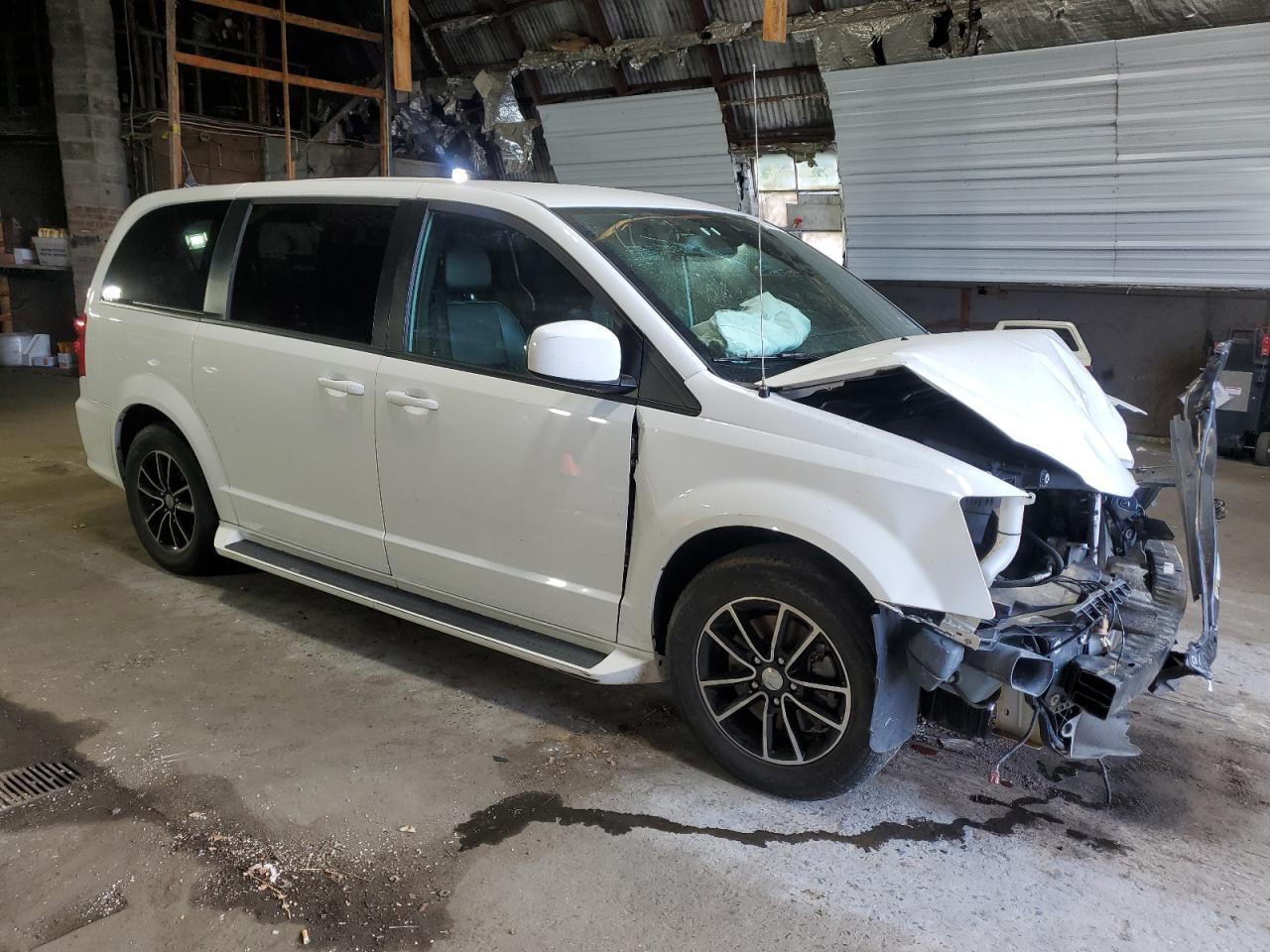 2018 Dodge Grand Caravan Sxt - Image 4