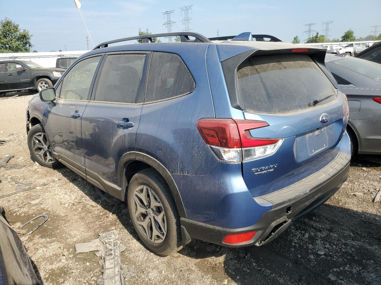 2022 Subaru Forester Premium - Фото 2