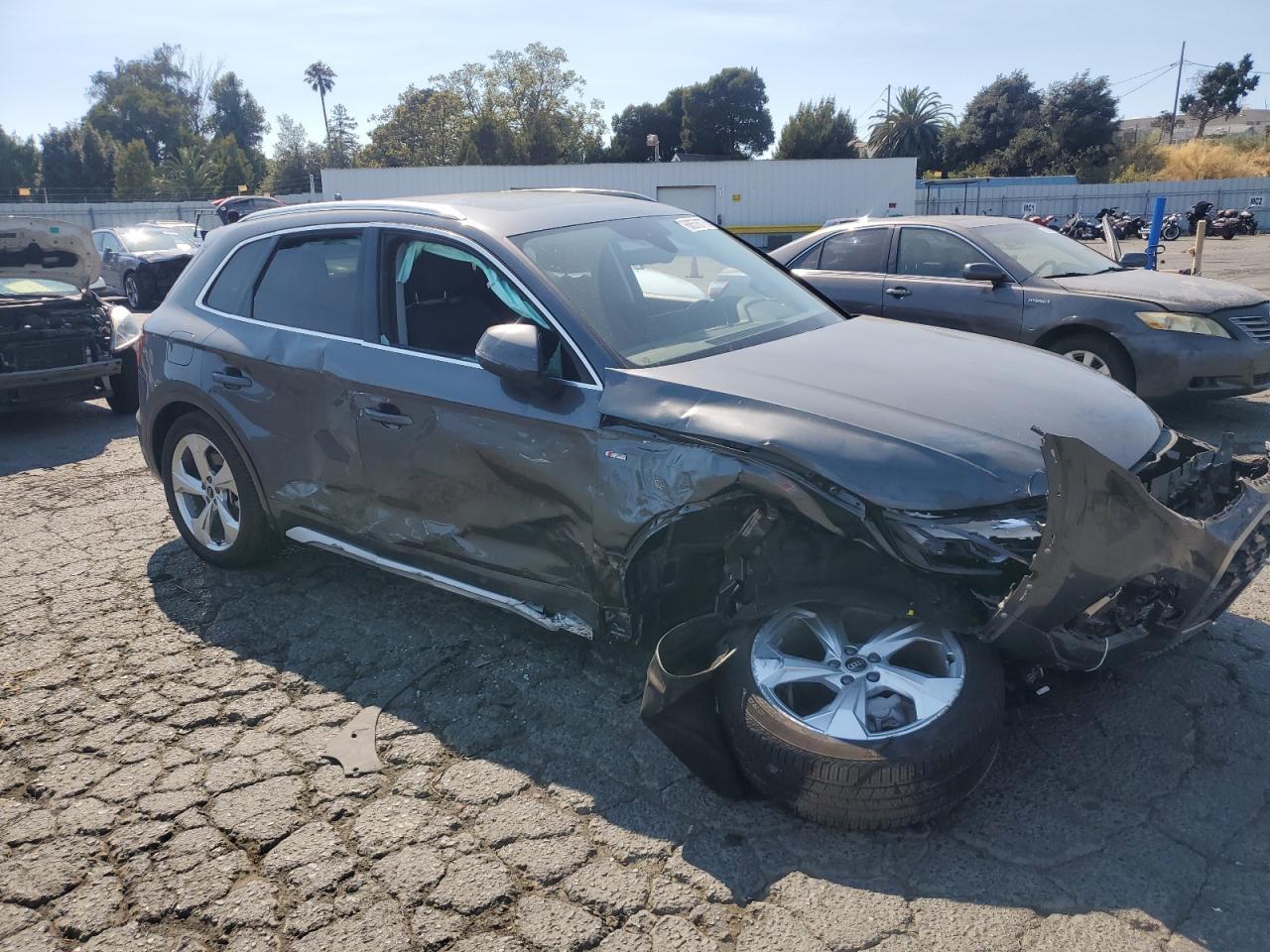 2023 Audi Q5 Premium Plus 45 - Фото 4