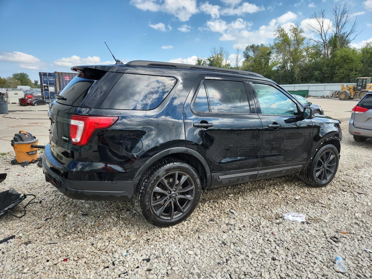 2018 Ford Explorer Xlt - Image 3