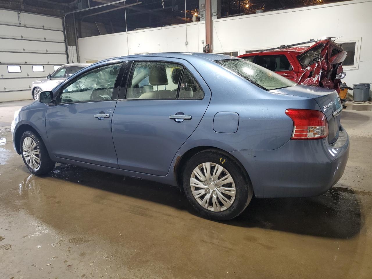 2008 Toyota Yaris - Фото 2