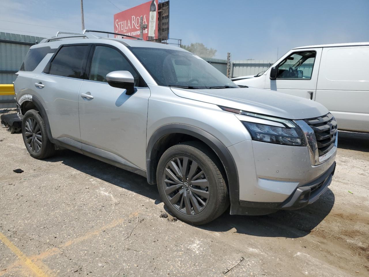 2025 Nissan Pathfinder Sl - Фото 4