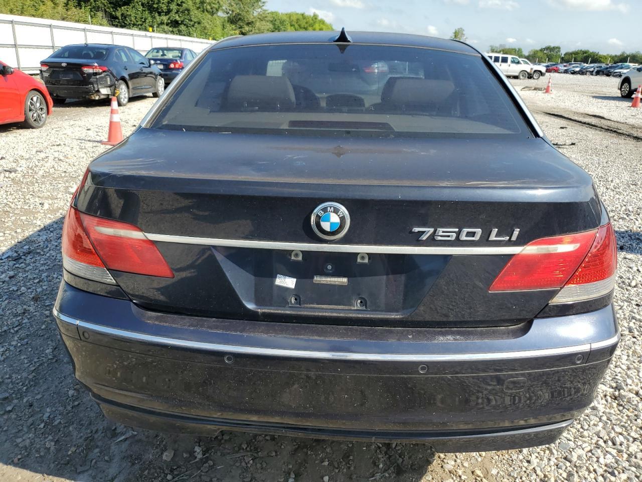 2007 BMW 750 - Фото 6