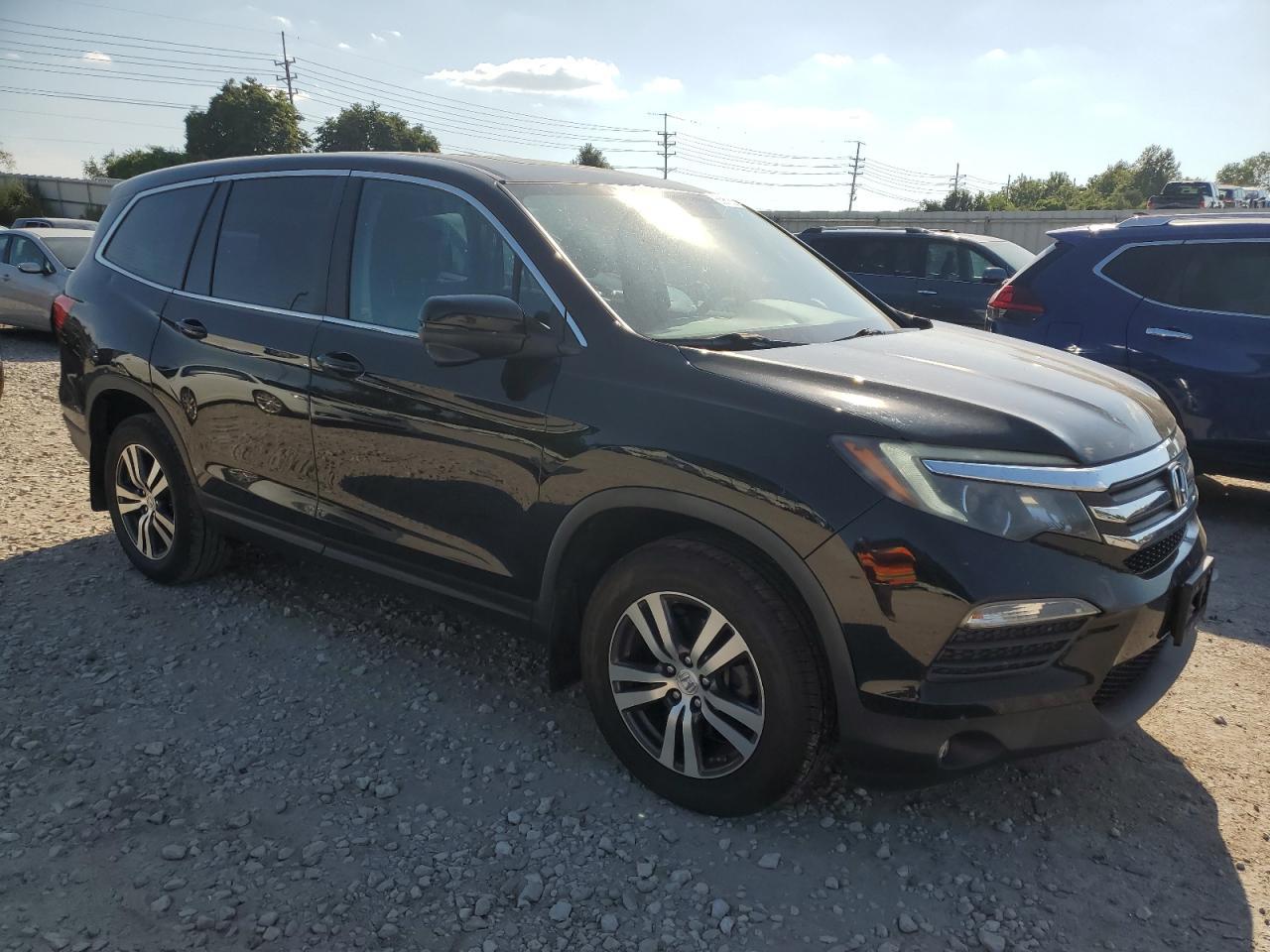 2017 Honda Pilot Exl - Image 4