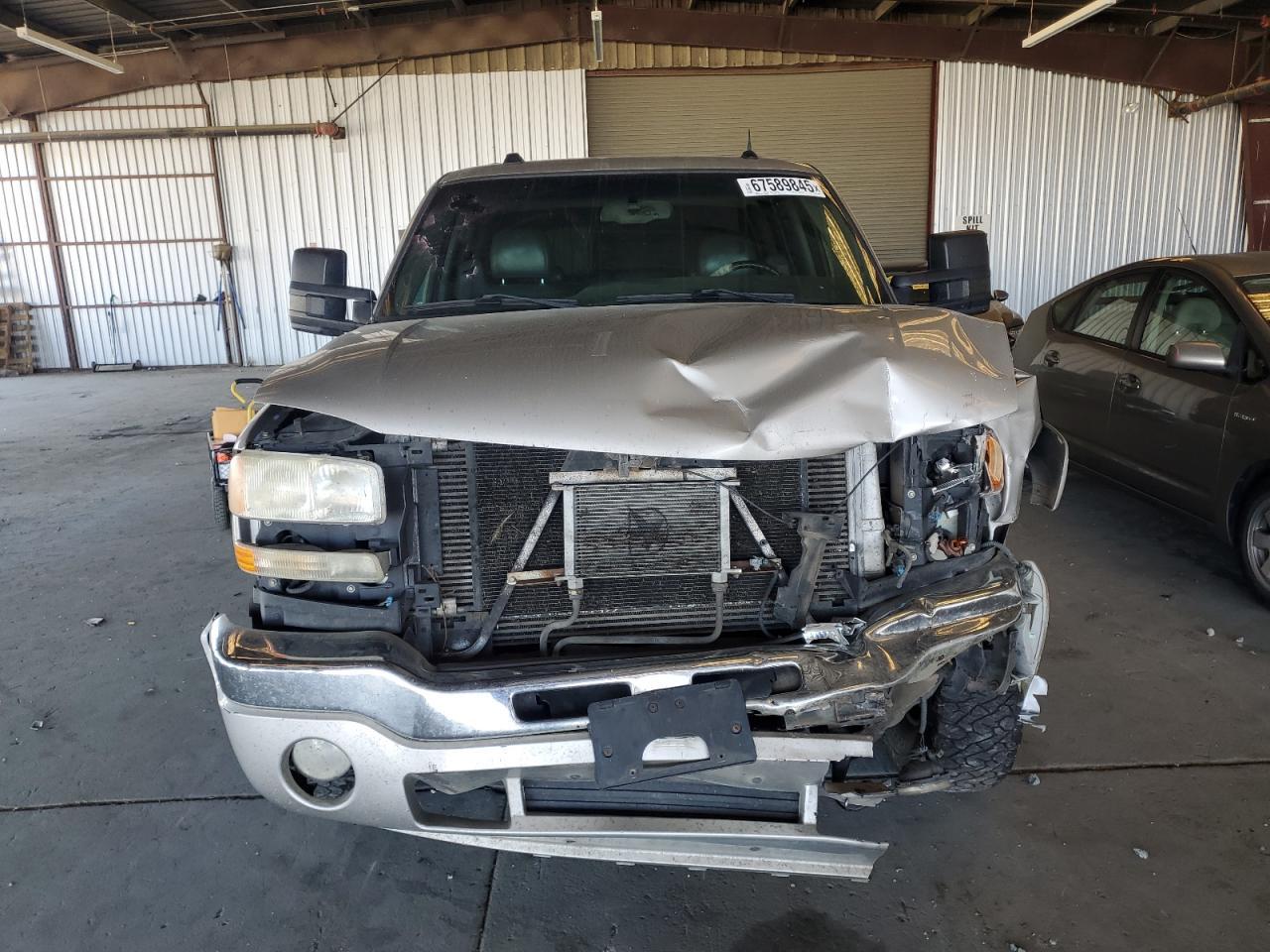 2005 GMC Sierra K2500 Heavy Duty - Фото 5