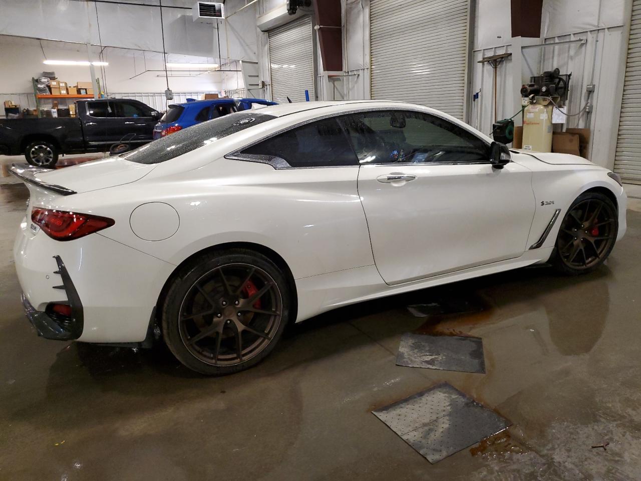 2019 Infiniti Q60 Red Sport 400 - Image 3