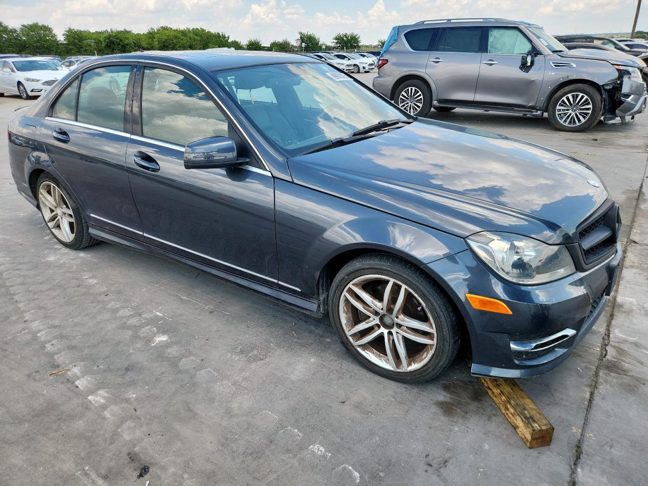 2014 Mercedes-Benz C 250 - Image 4