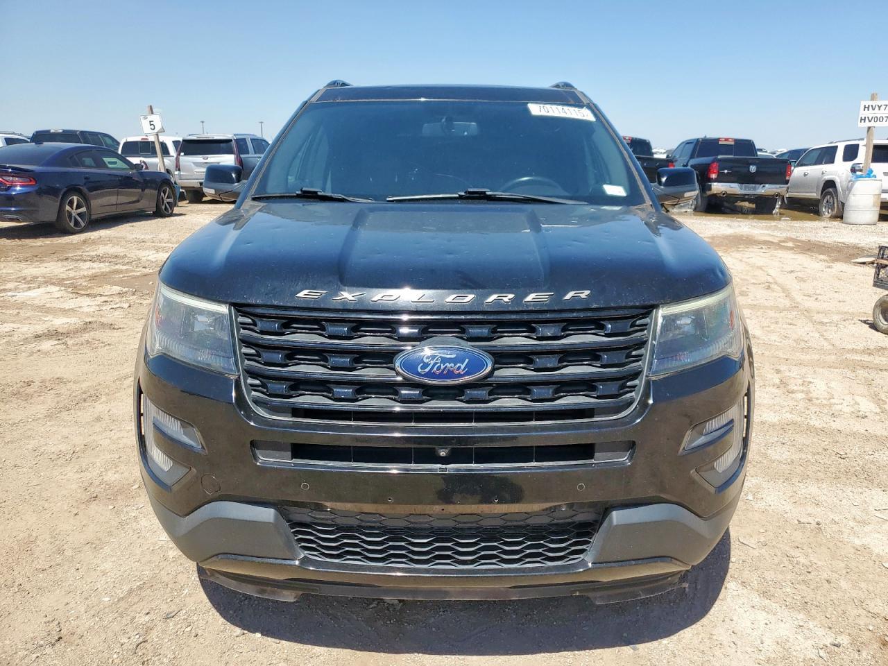 2017 Ford Explorer Sport - Image 5