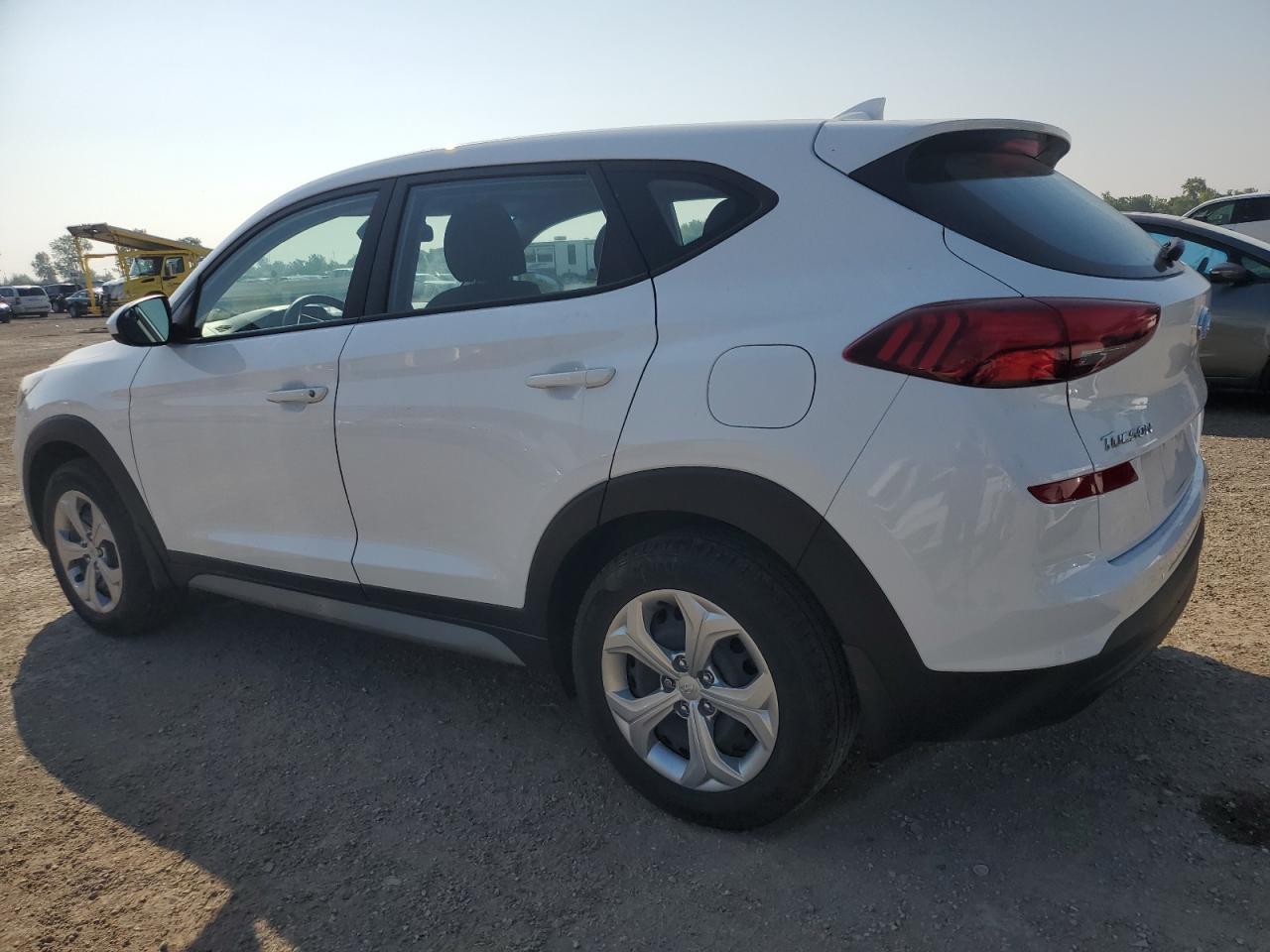 2021 Hyundai Tucson Se - Фото 2