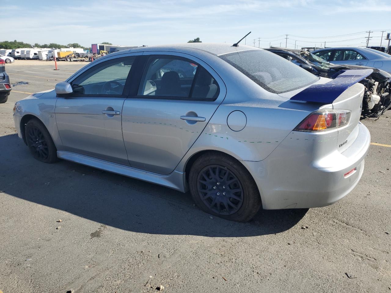 2014 Mitsubishi Lancer Es/Es Sport - Image 2