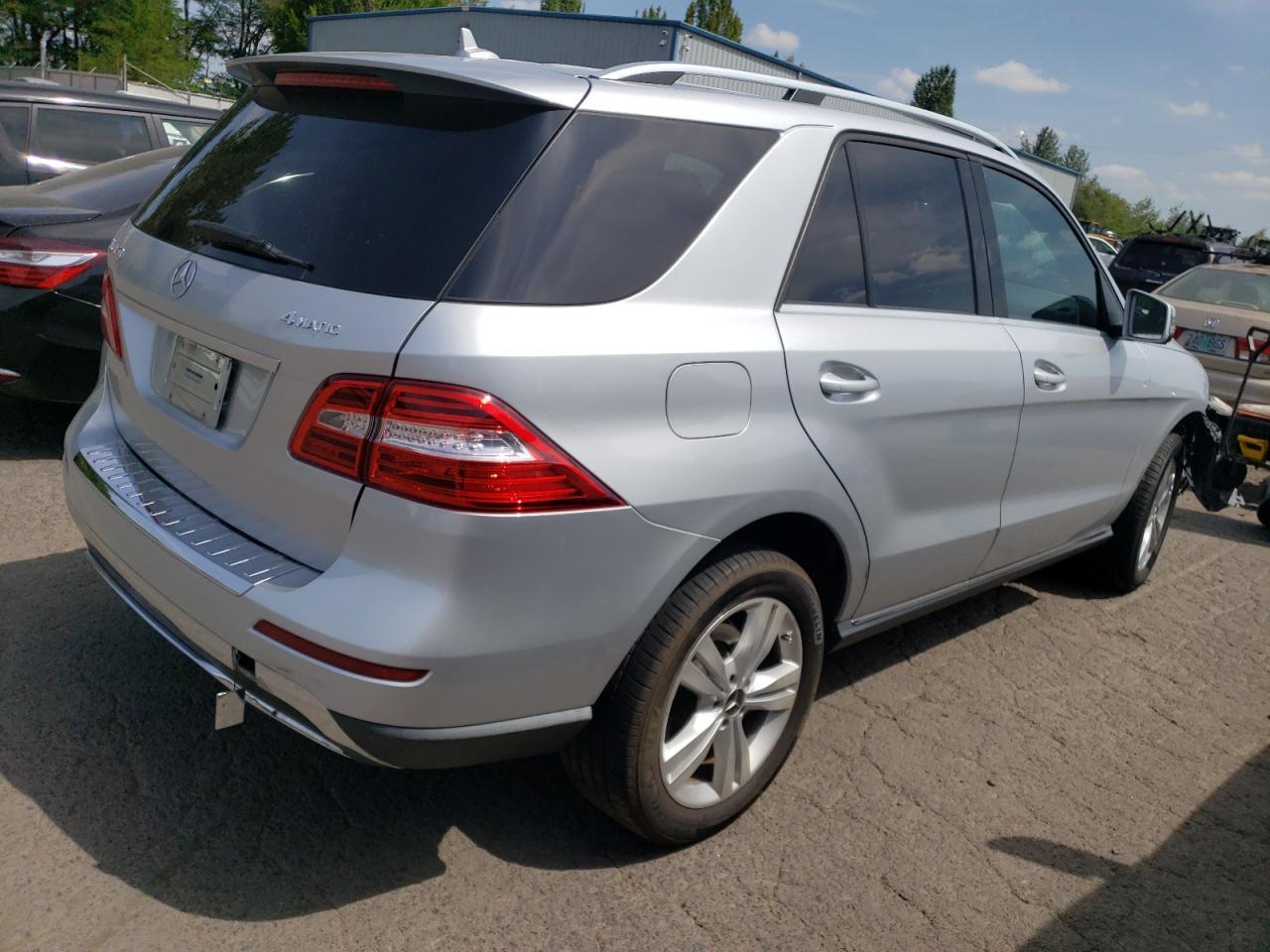 2013 Mercedes-Benz Ml 350 4Matic - Image 3