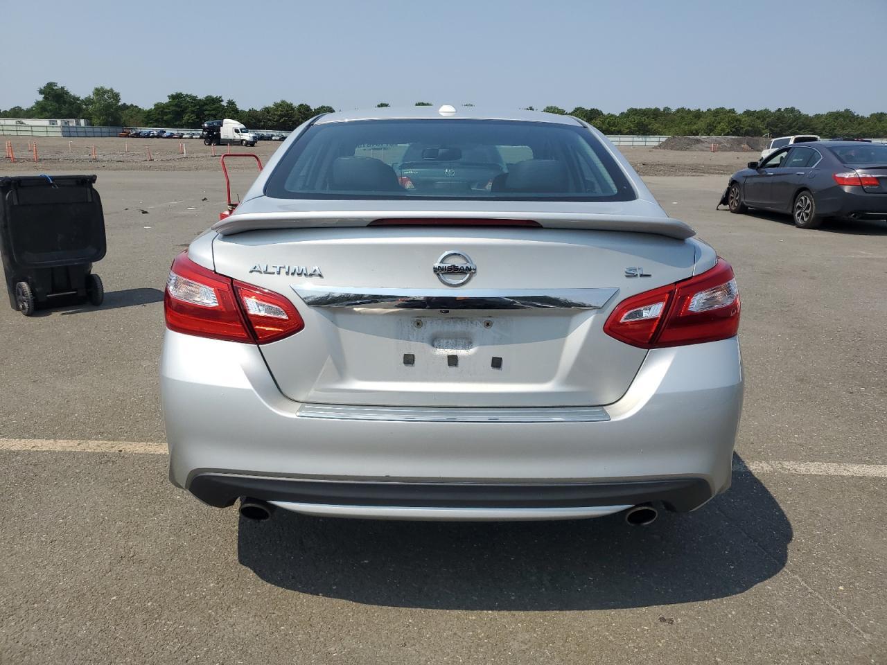 2014 Nissan Altima 2.5 - Image 6
