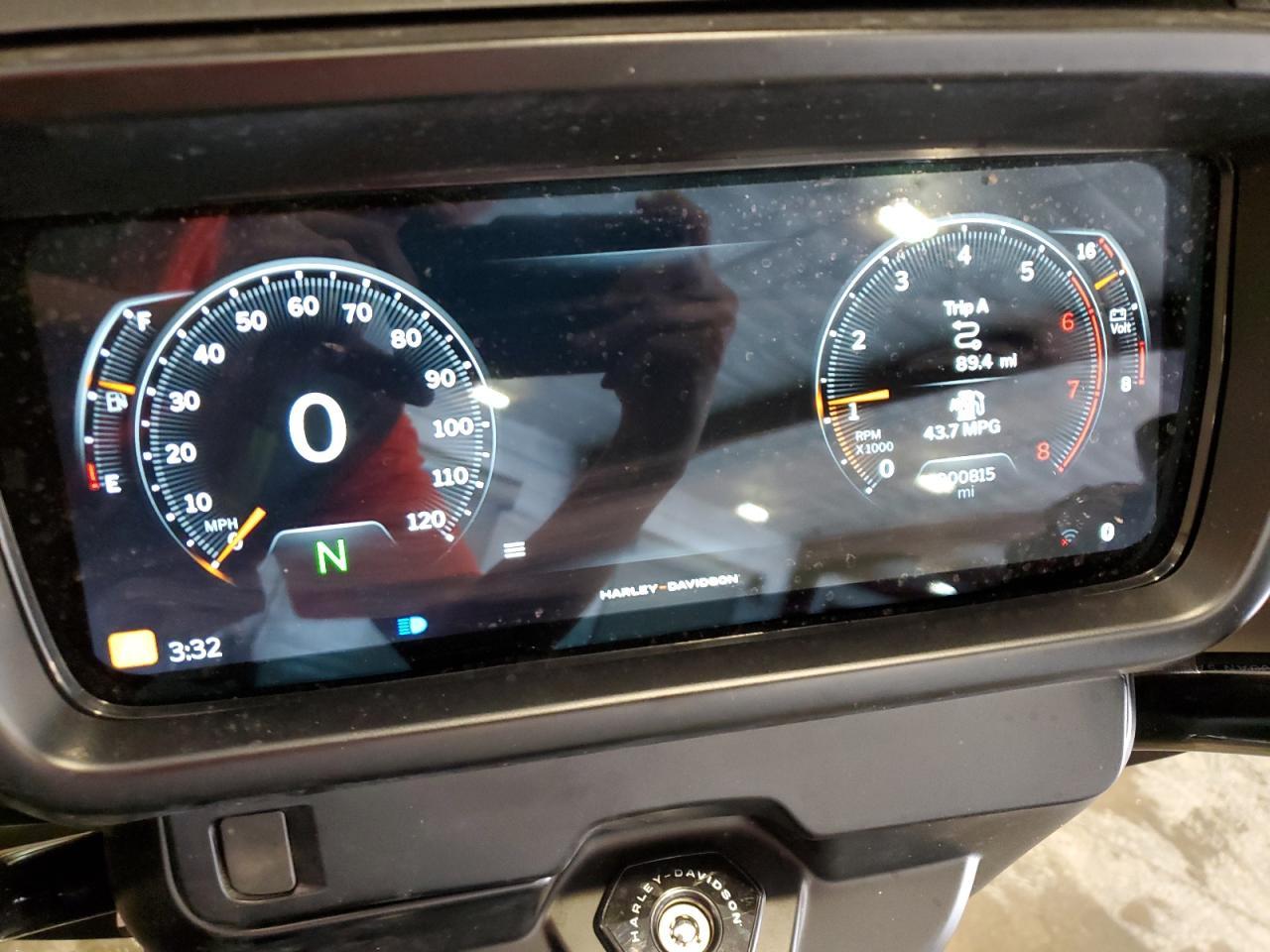 2025 Harley-Davidson Flhx - Фото 7