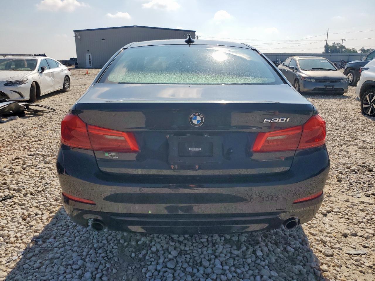 2019 BMW 530 I - Фото 6