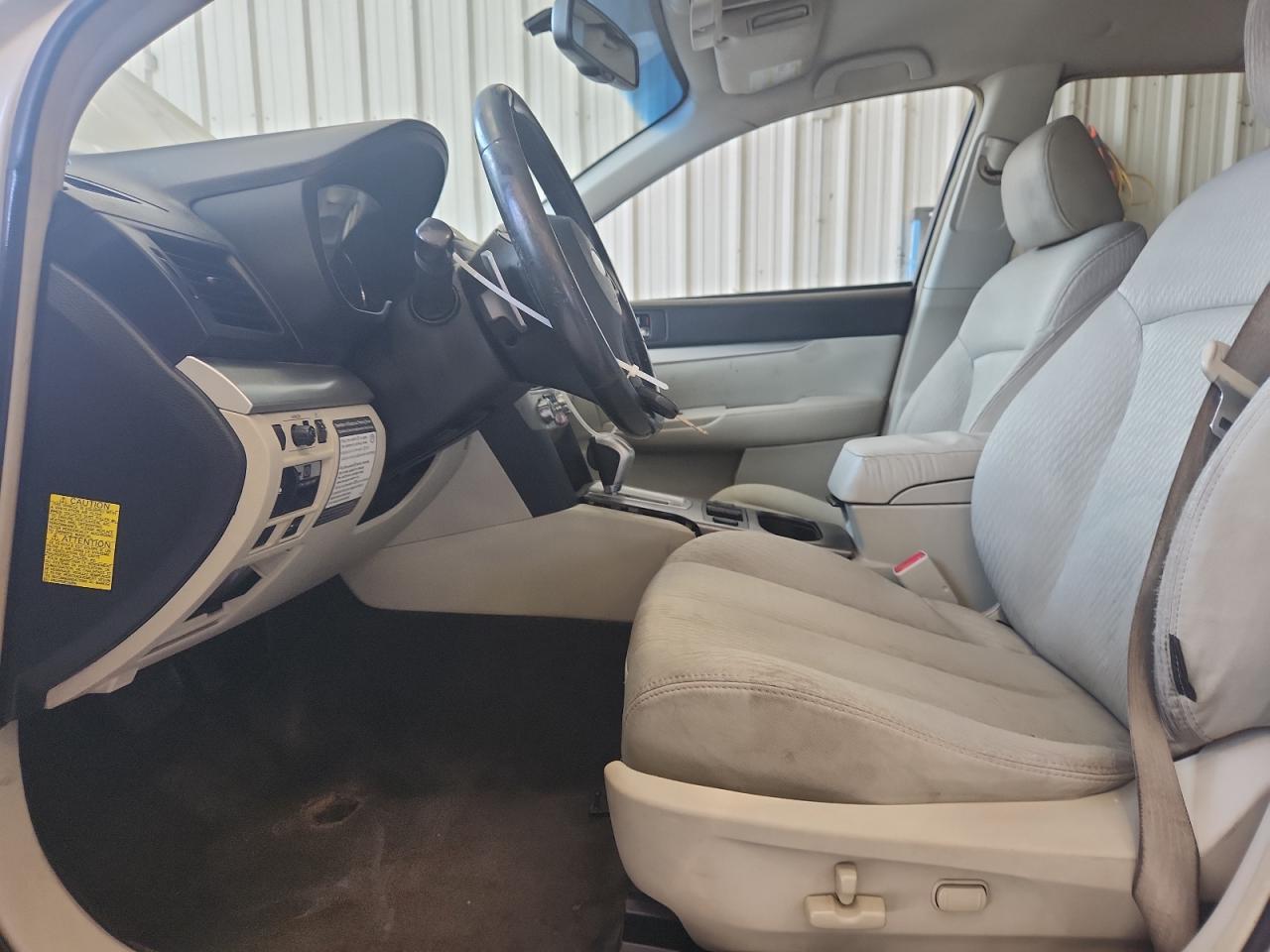 2012 Subaru Outback 2.5I Premium - Фото 7