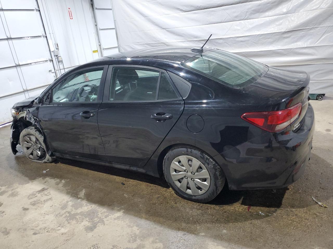 2019 Kia Rio S - Фото 2