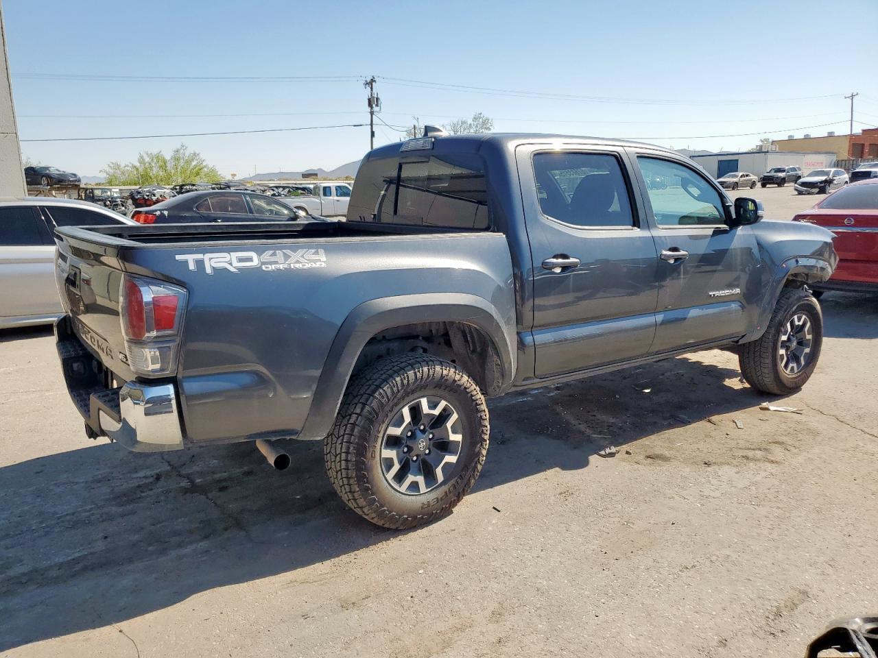 2022 Toyota Tacoma Double Cab - Image 3