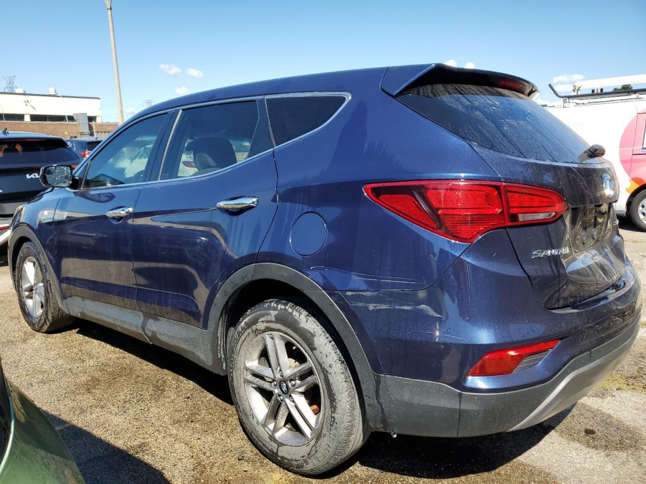 2018 Hyundai Santa Fe Sport - Image 2