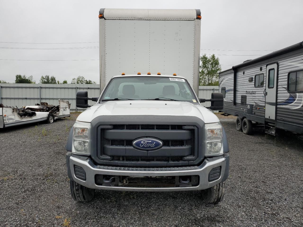 2015 Ford F550 Super Duty - Фото 5