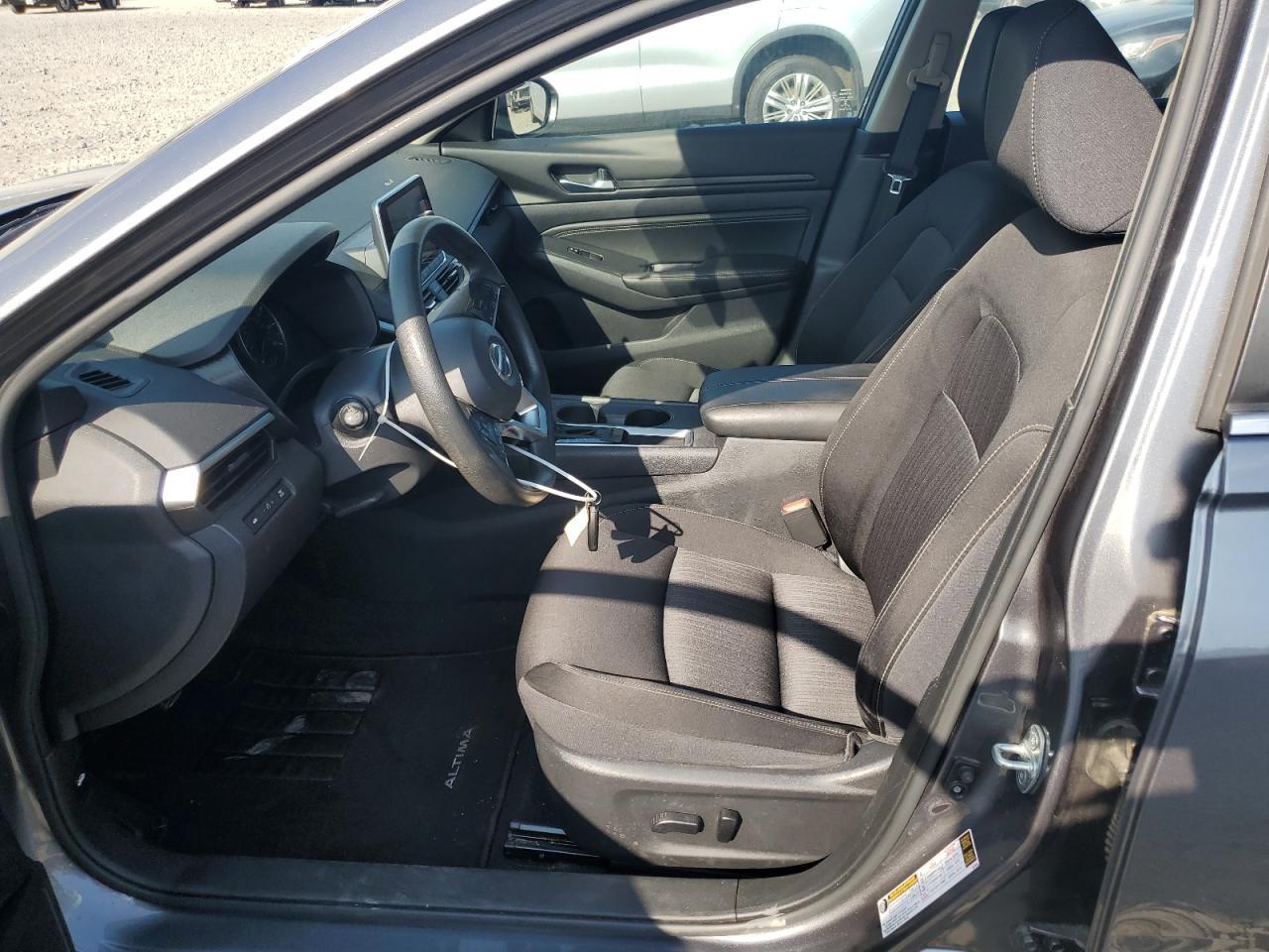 2020 Nissan Altima S - Фото 7