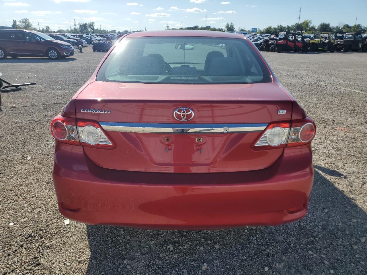 2013 Toyota Corolla Base - Фото 6