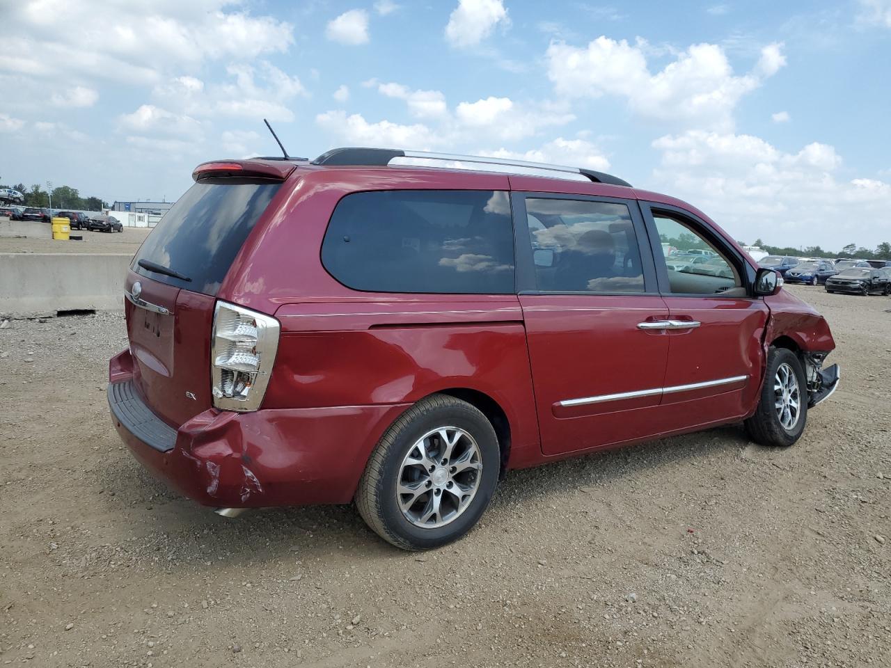 2014 Kia Sedona Ex - Image 3
