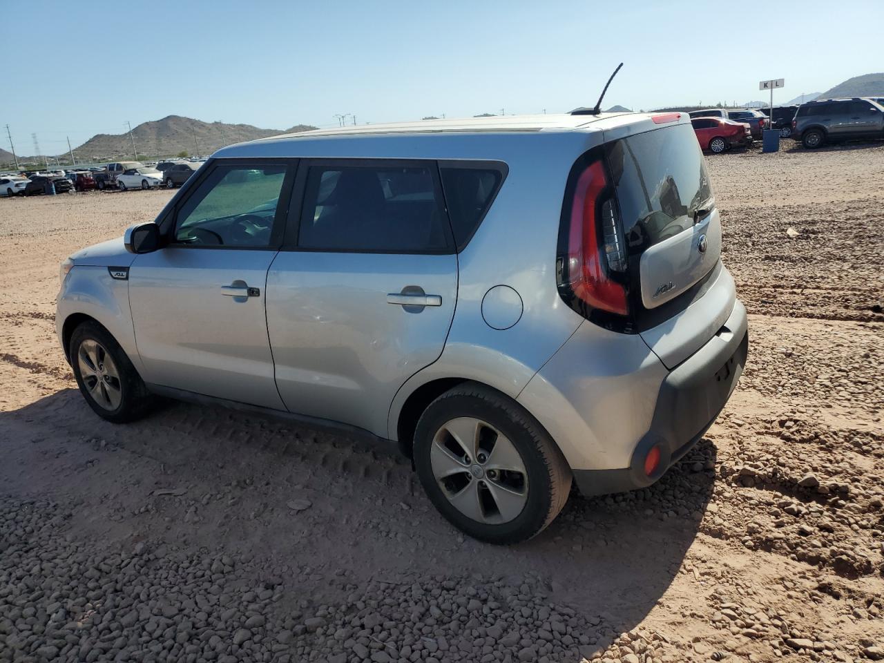 2016 Kia Soul - Image 2