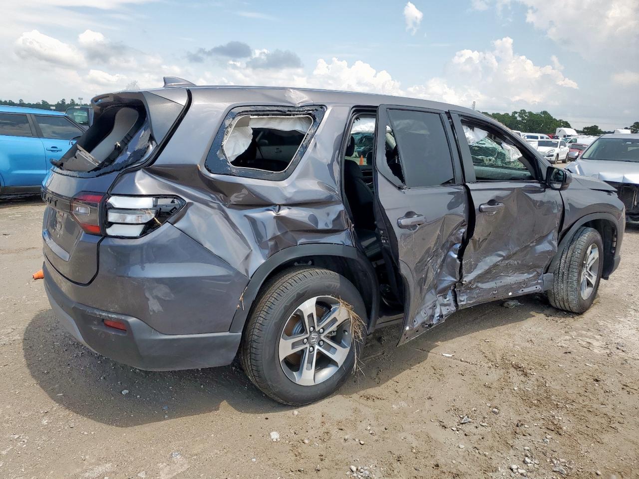 2025 Honda Pilot Exl - Image 3