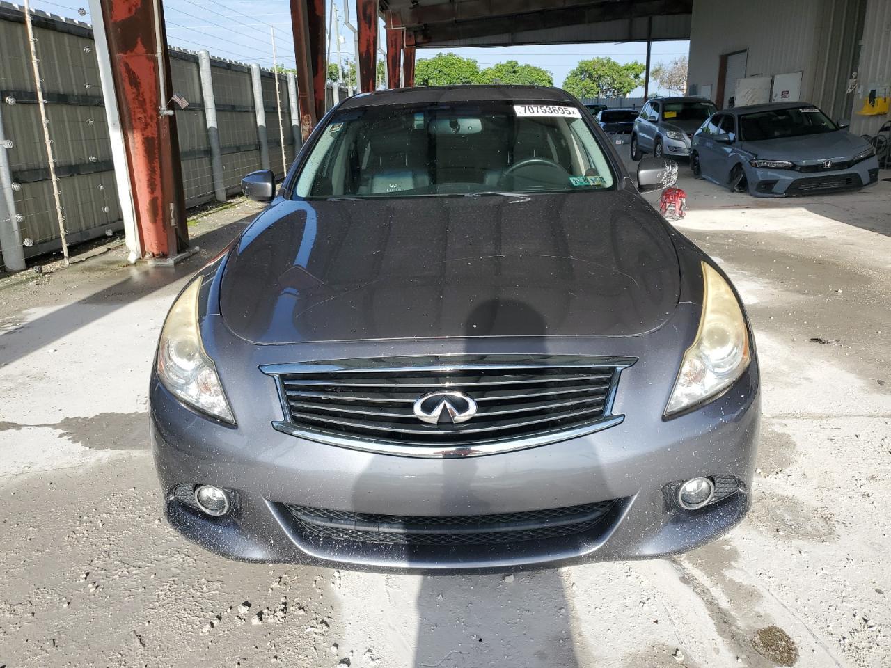 2013 Infiniti G37 - Фото 5