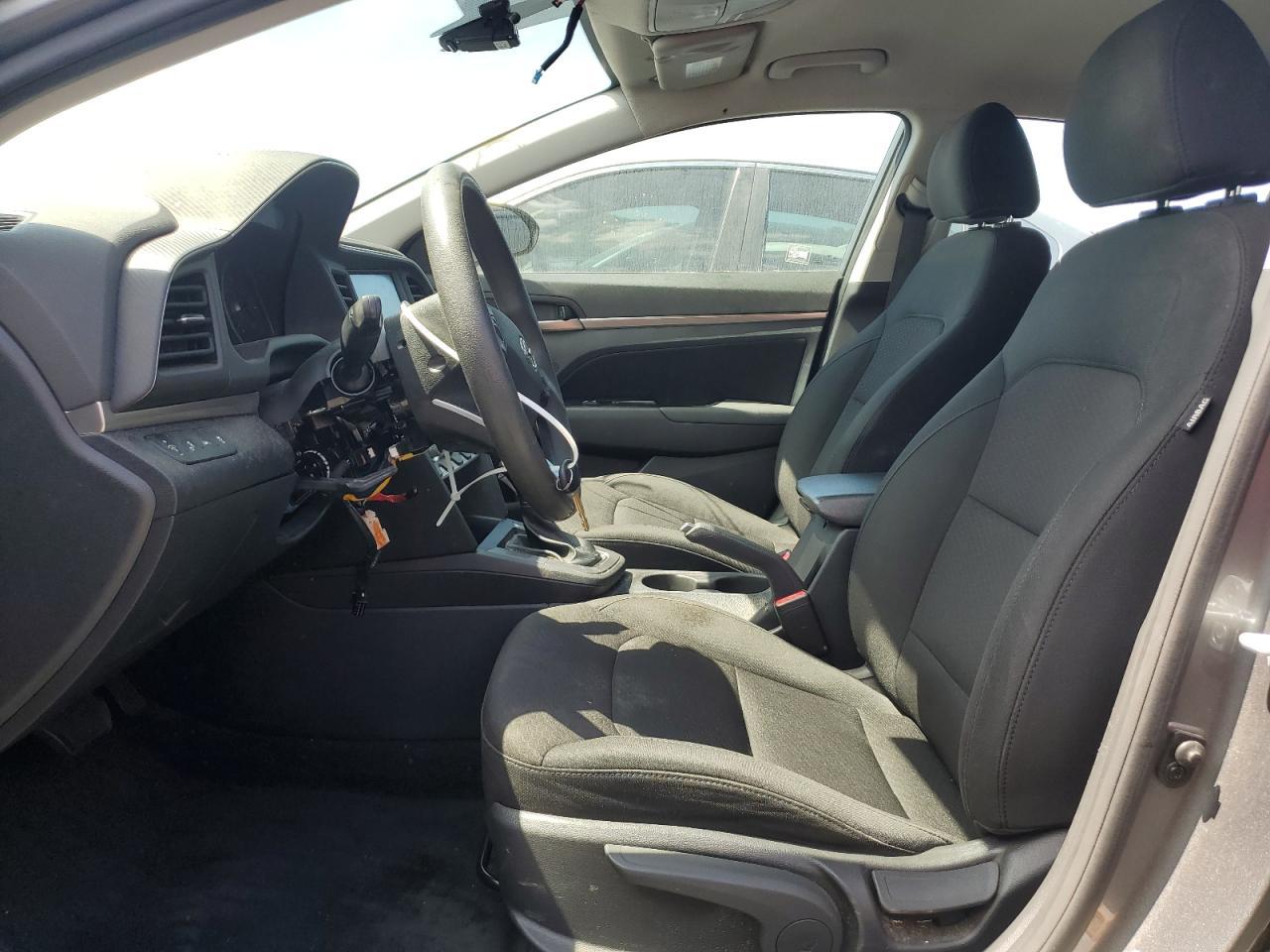 2020 Hyundai Elantra Sel - Фото 7