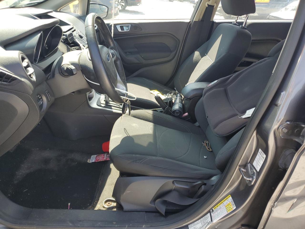 2014 Ford Fiesta Se - Image 7