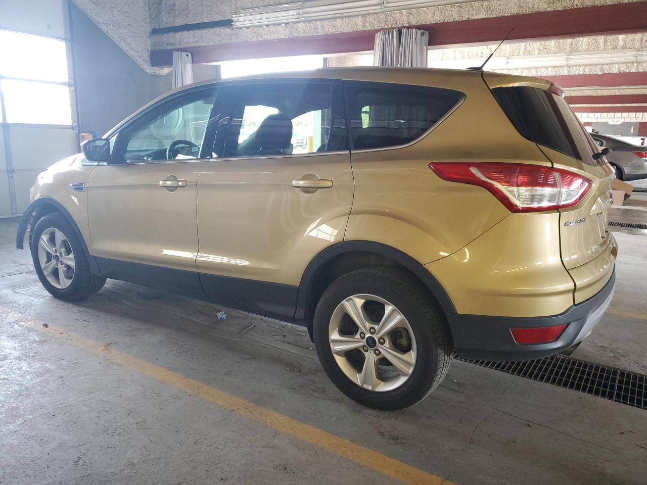 2014 Ford Escape Se - Image 2