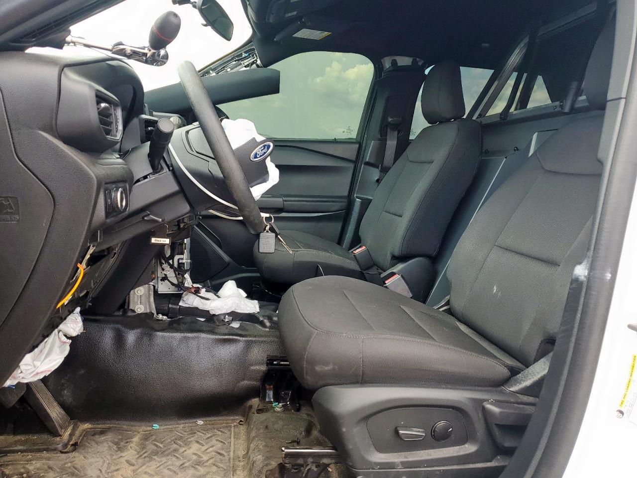 2023 Ford Explorer Police Interceptor - Фото 7