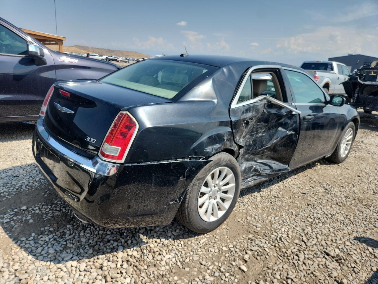 2013 Chrysler 300 - Фото 3