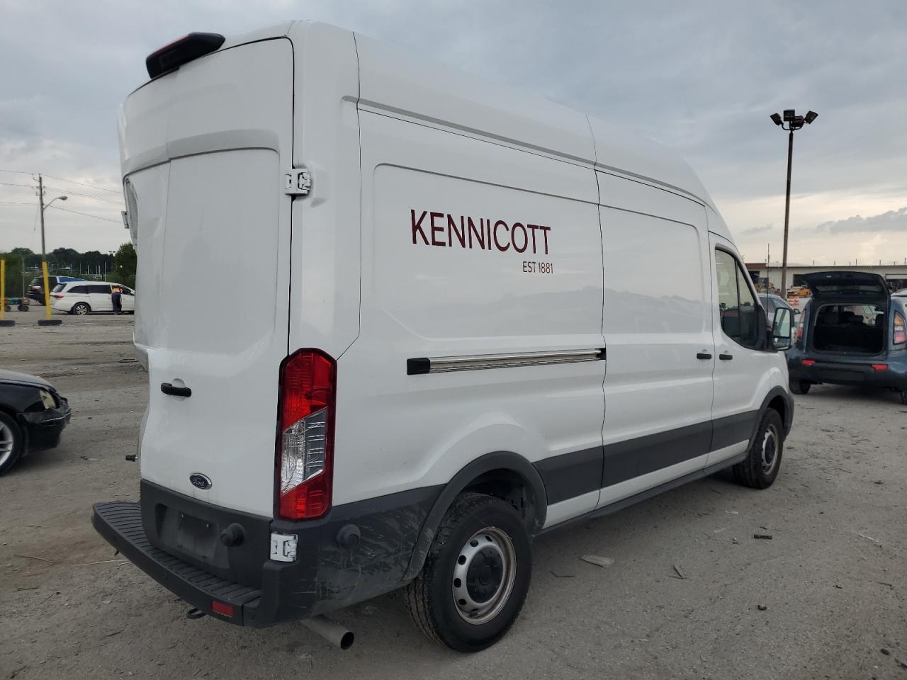 2025 Ford Transit T-250 - Фото 3