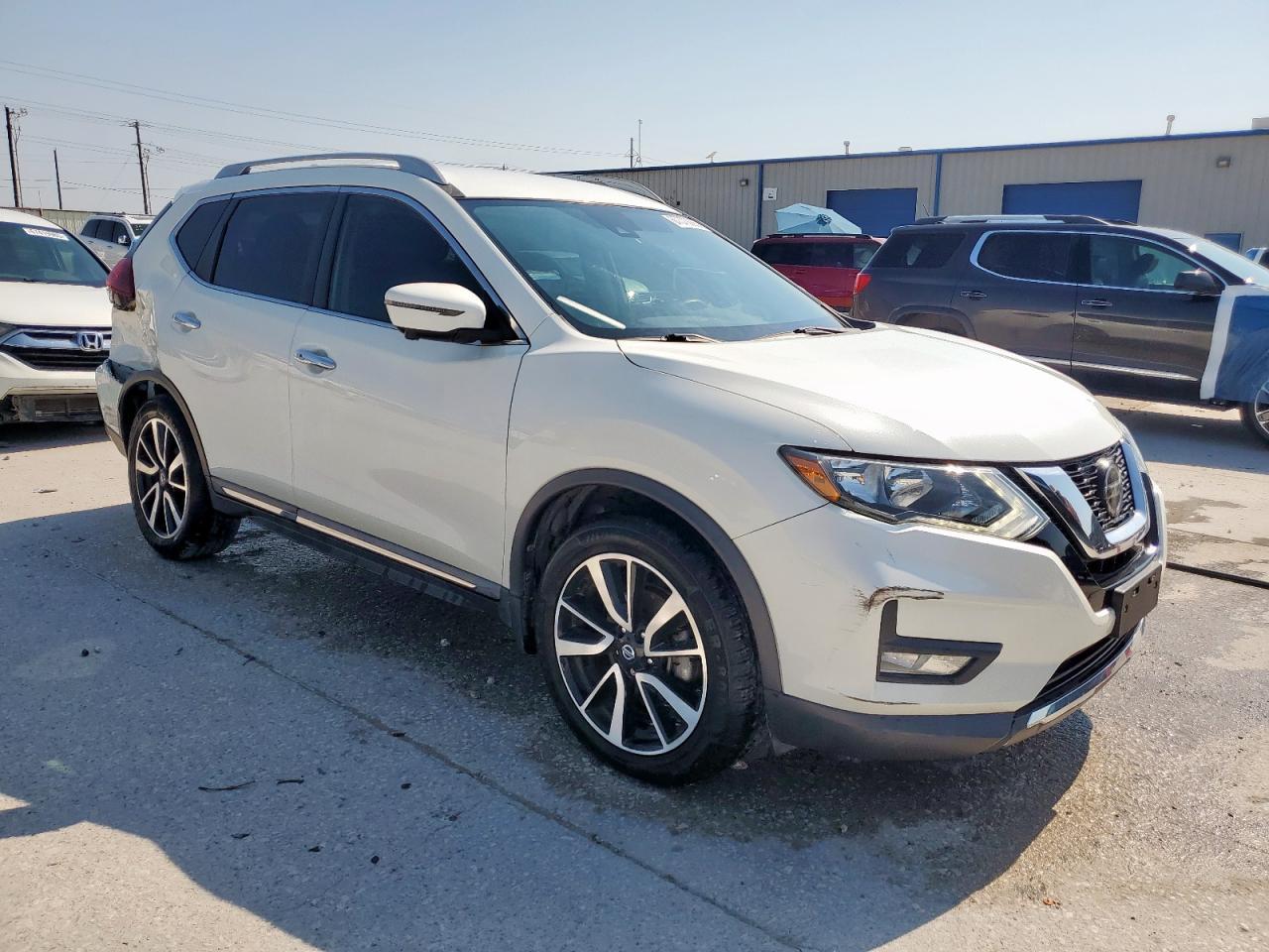 2020 Nissan Rogue S - Фото 4