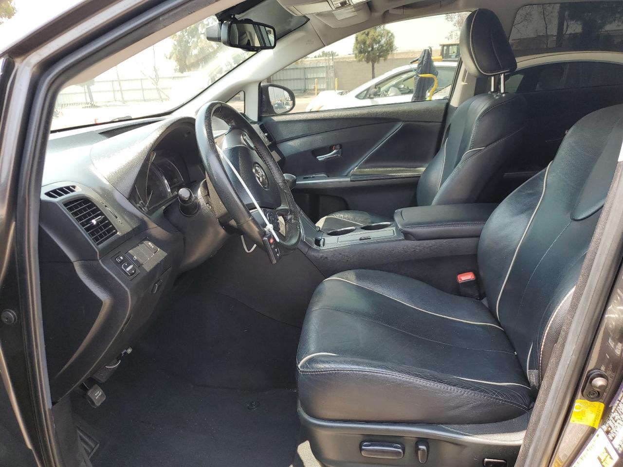 2013 Toyota Venza Le - Image 7