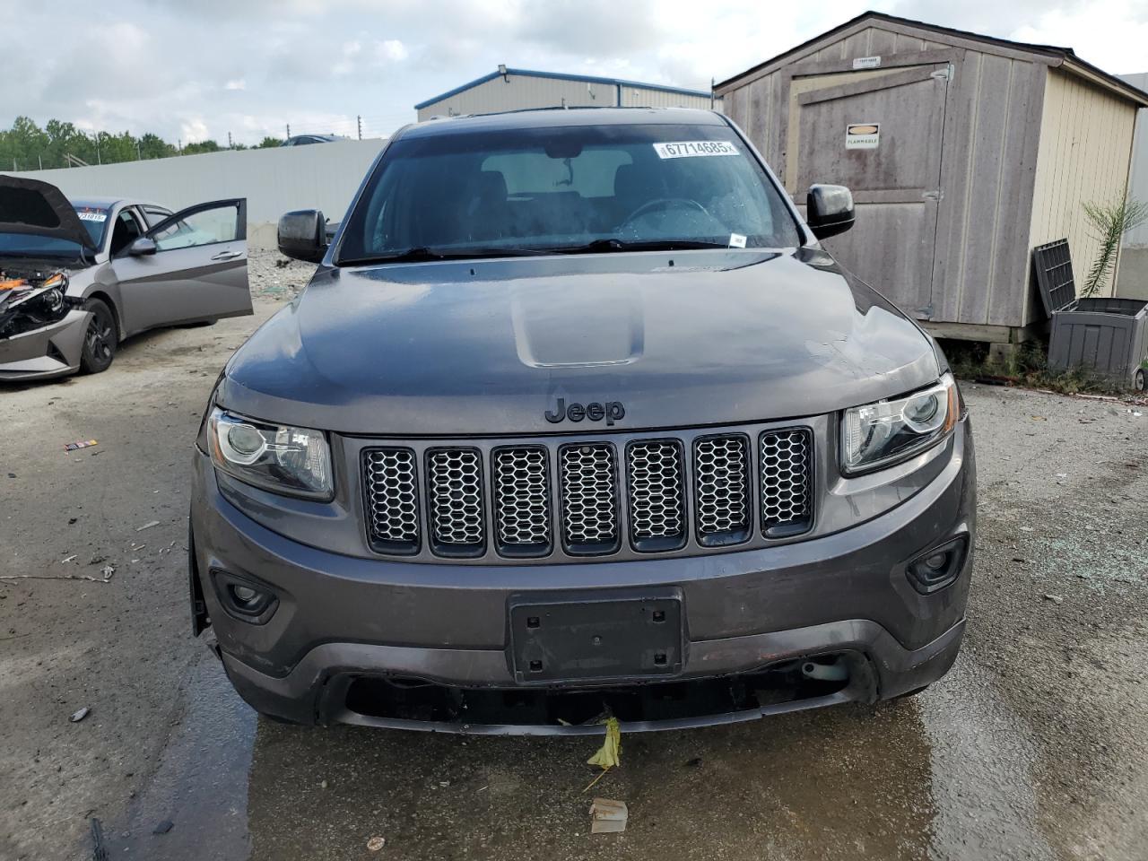 2014 Jeep Grand Cherokee Laredo - Image 5