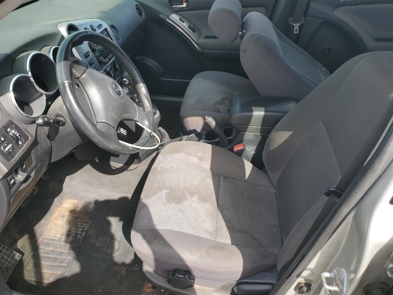 2004 Toyota Corolla Matrix Base - Image 7