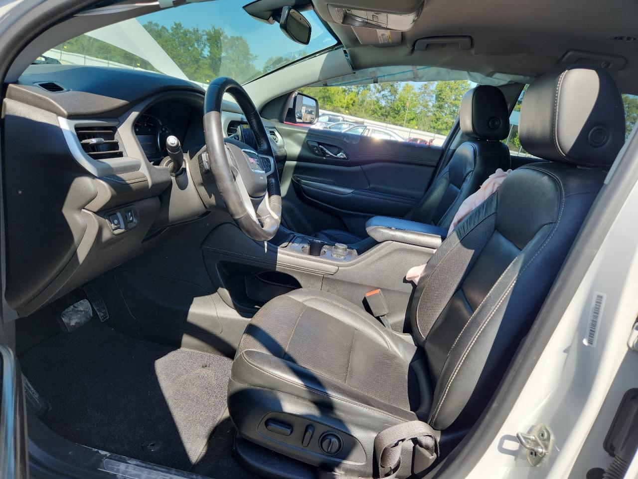 2020 GMC Acadia Slt - Image 7
