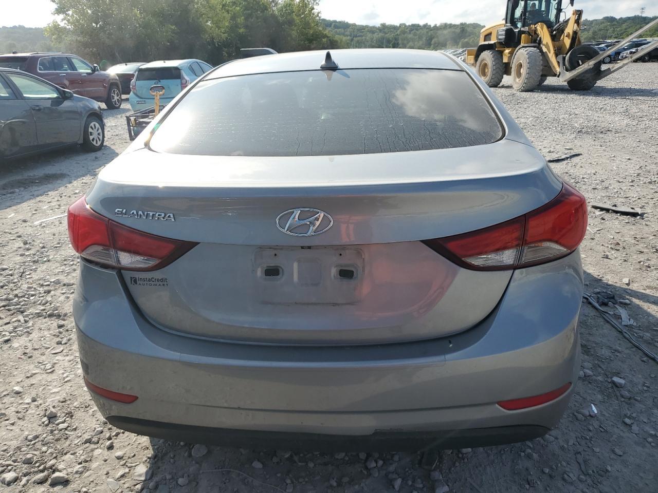 2015 Hyundai Elantra Se - Фото 6