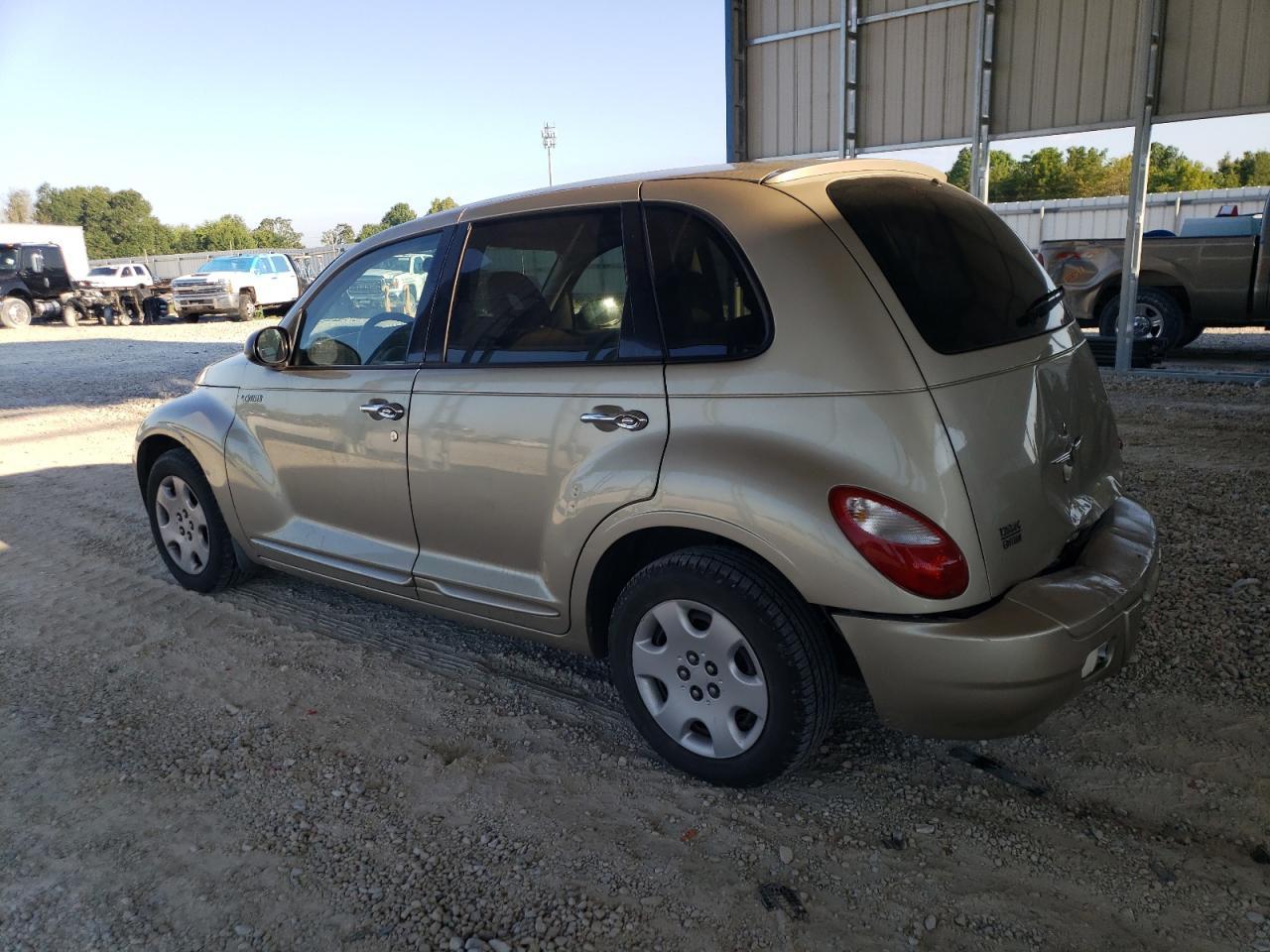 2006 Chrysler Pt Cruiser Touring - Image 2