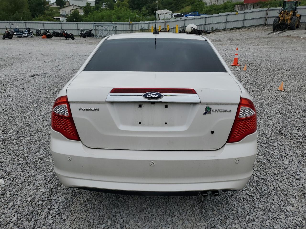 2012 Ford Fusion Hybrid - Фото 6