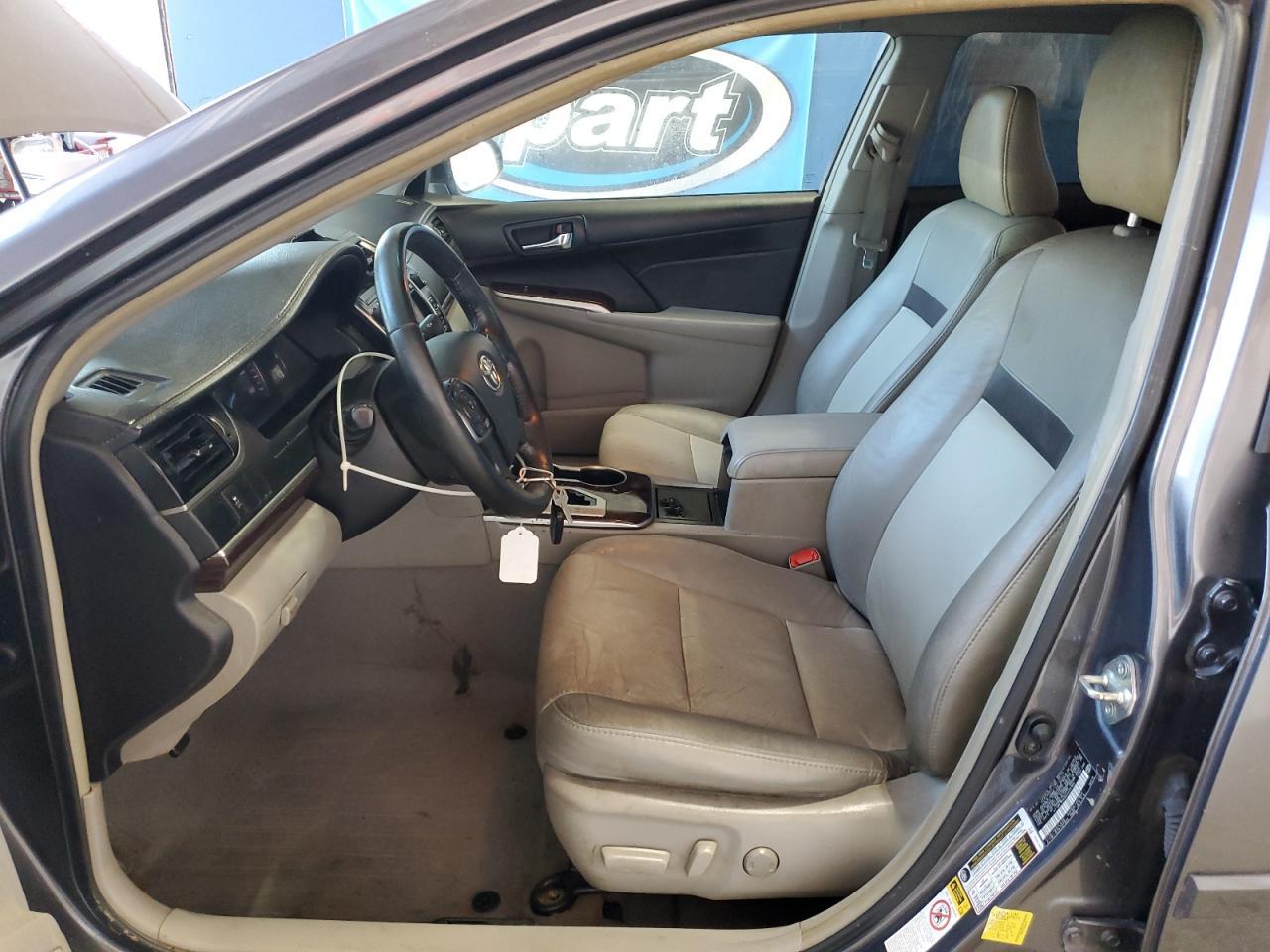 2014 Toyota Camry L - Image 7