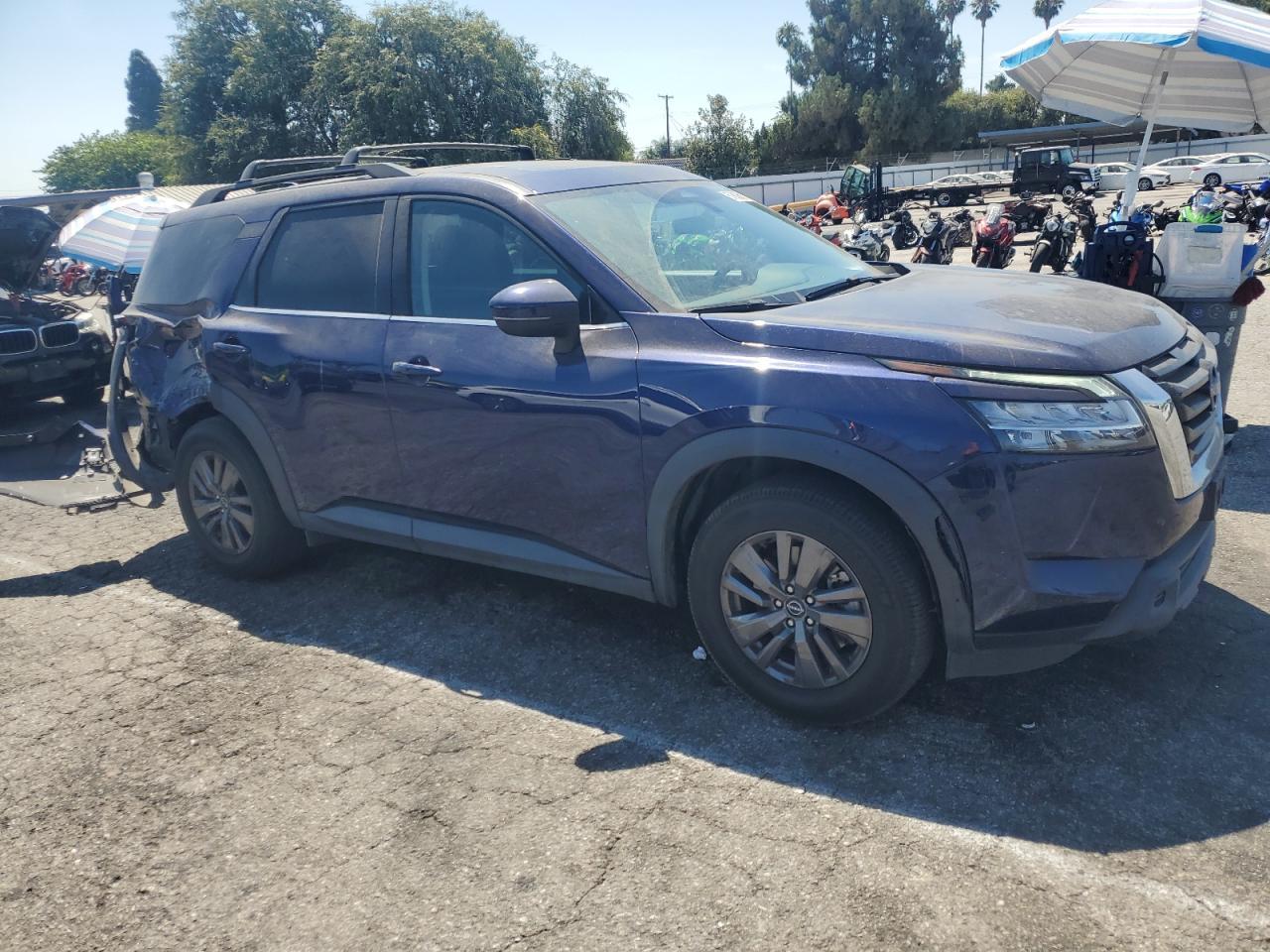 2022 Nissan Pathfinder Sv - Image 4