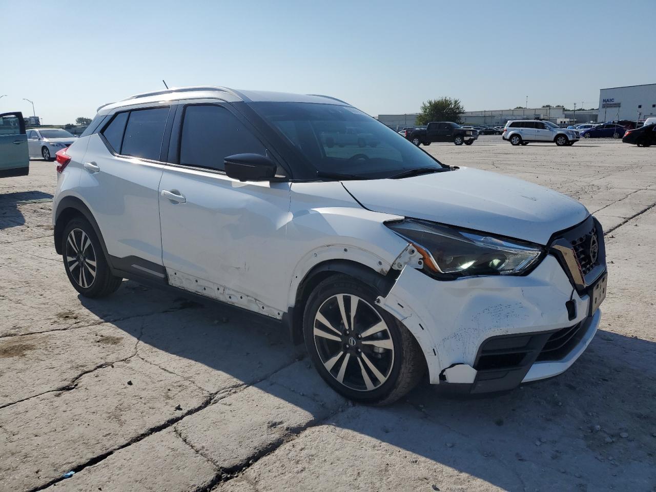 2020 Nissan Kicks Sr - Фото 4